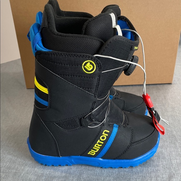 burton kids snowboard boot Limelight Boa Boots Traction to Ride and Play Burton Freestyle Kids Snowboard Boots